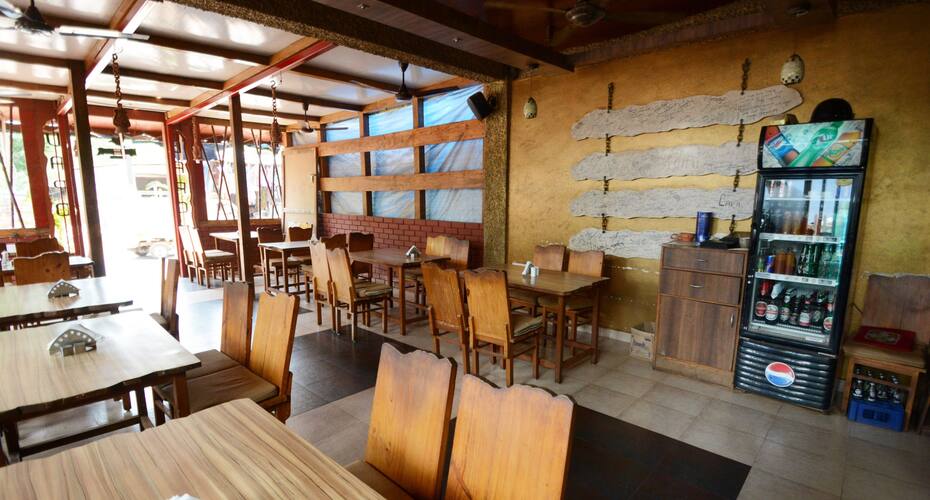 Vapor Liquor N Spice, Goa 4